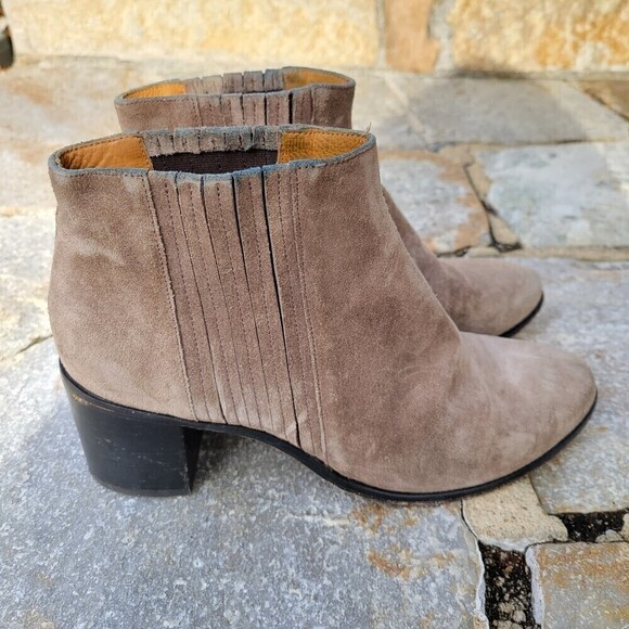 Coclico Tan Black Suede Pull On Ankle Bootie Heel Boots Size 39.5 - Picture 4 of 10